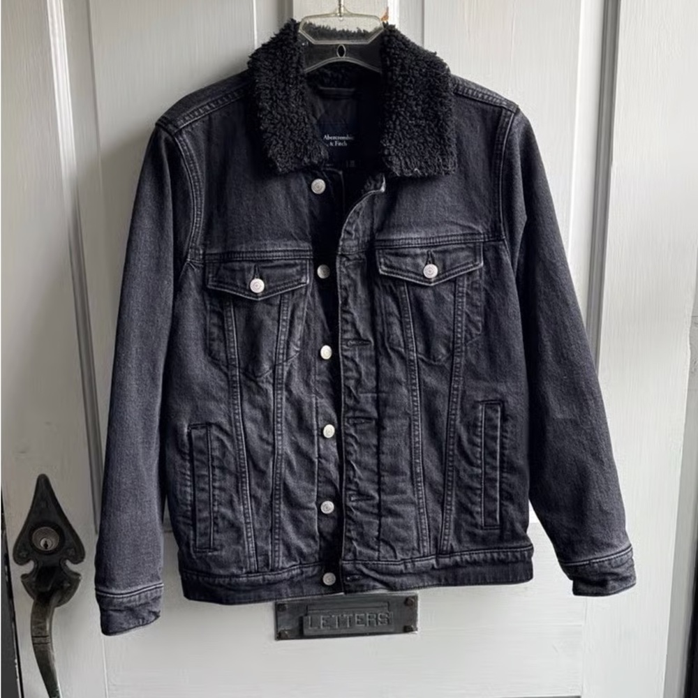 Abercrombie & Fitch Charcoal Denim Jacket with Sherpa Collar